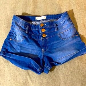 High waisted shorts by no boundaries slightly worn size:9 in the color blue
